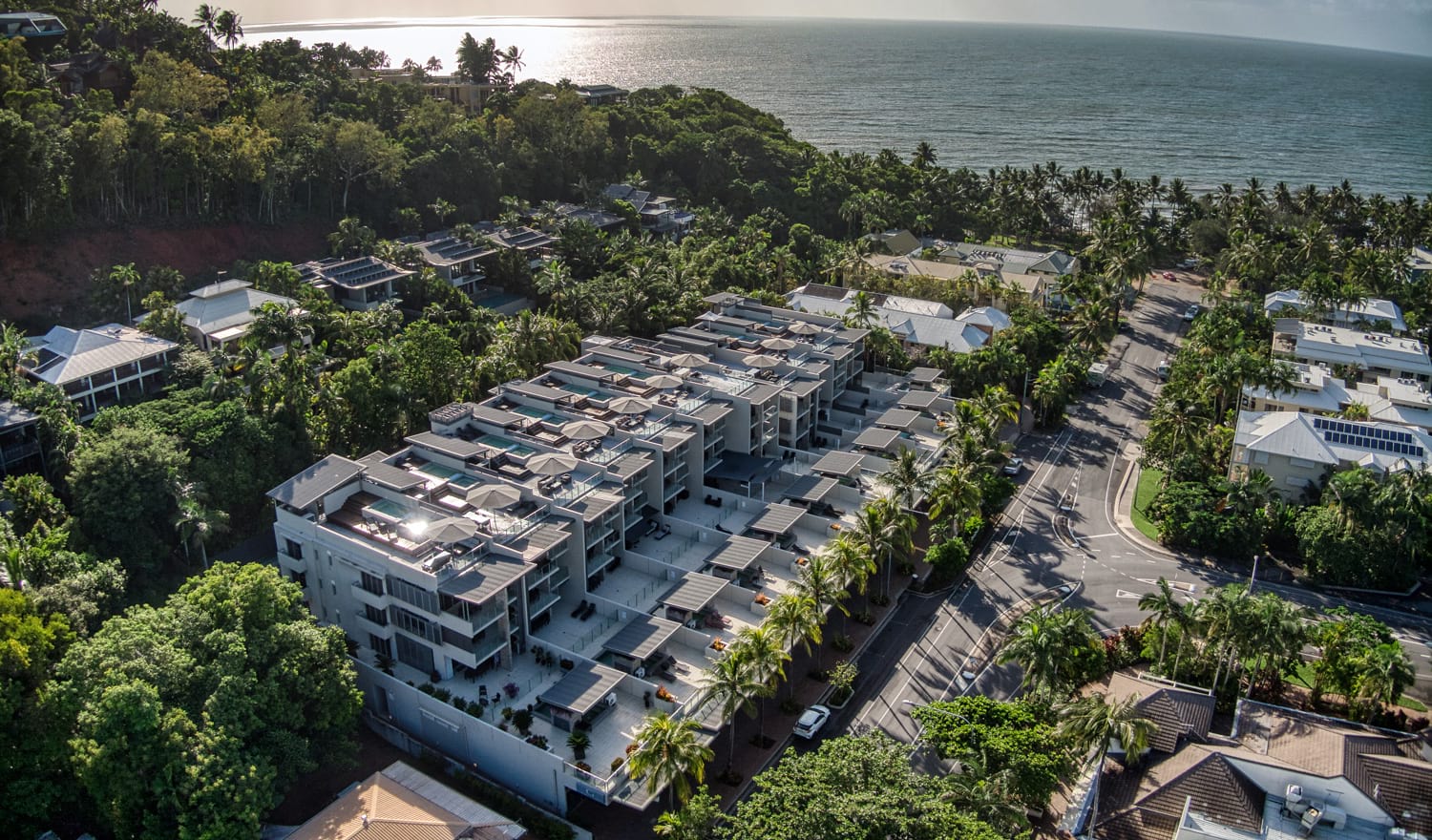 Coconut Grove Port Douglas - Luxury Appartments