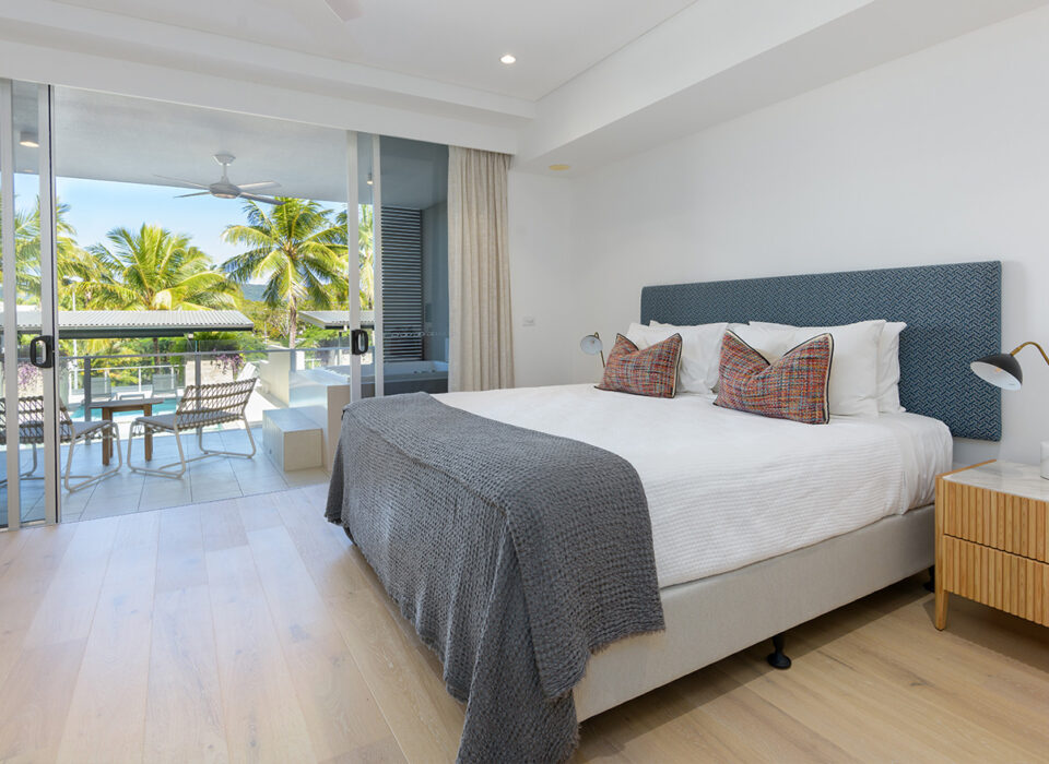 Luxurious Holiday Apartments - Coconut Grove Port Douglas